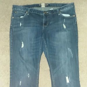 Distressed jeans💥 5 for$15💥